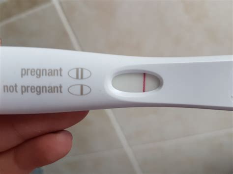 pregnancy test showing no lines